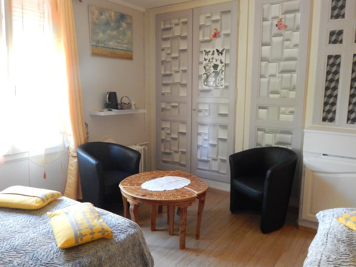 Les Coquillettes Bed and Breakfast Équemauville Buitenkant foto
