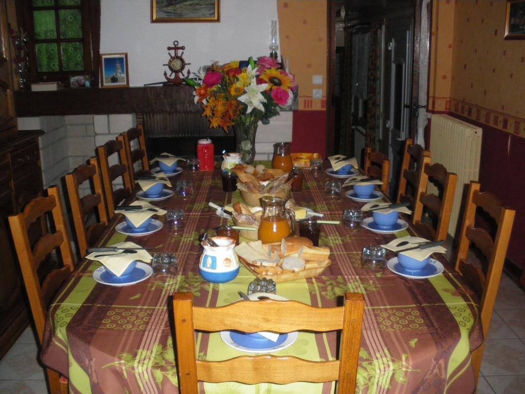 Les Coquillettes Bed and Breakfast Équemauville Buitenkant foto